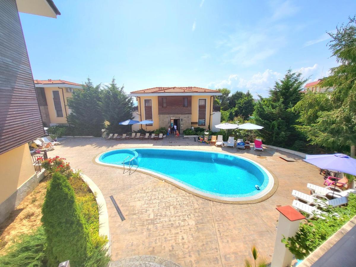 Vip Apartments In Sosopol Exterior foto